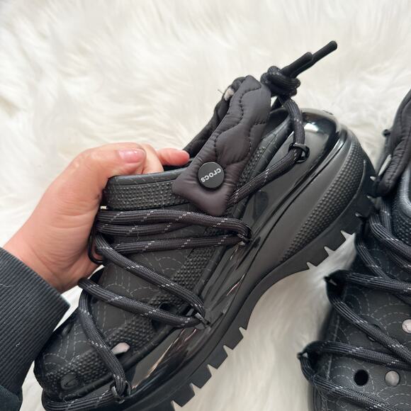 NWOT Rauw Alejandro x Crocs Mega Crush Clog in Black w/ Extra Laces - Picture 10 of 11